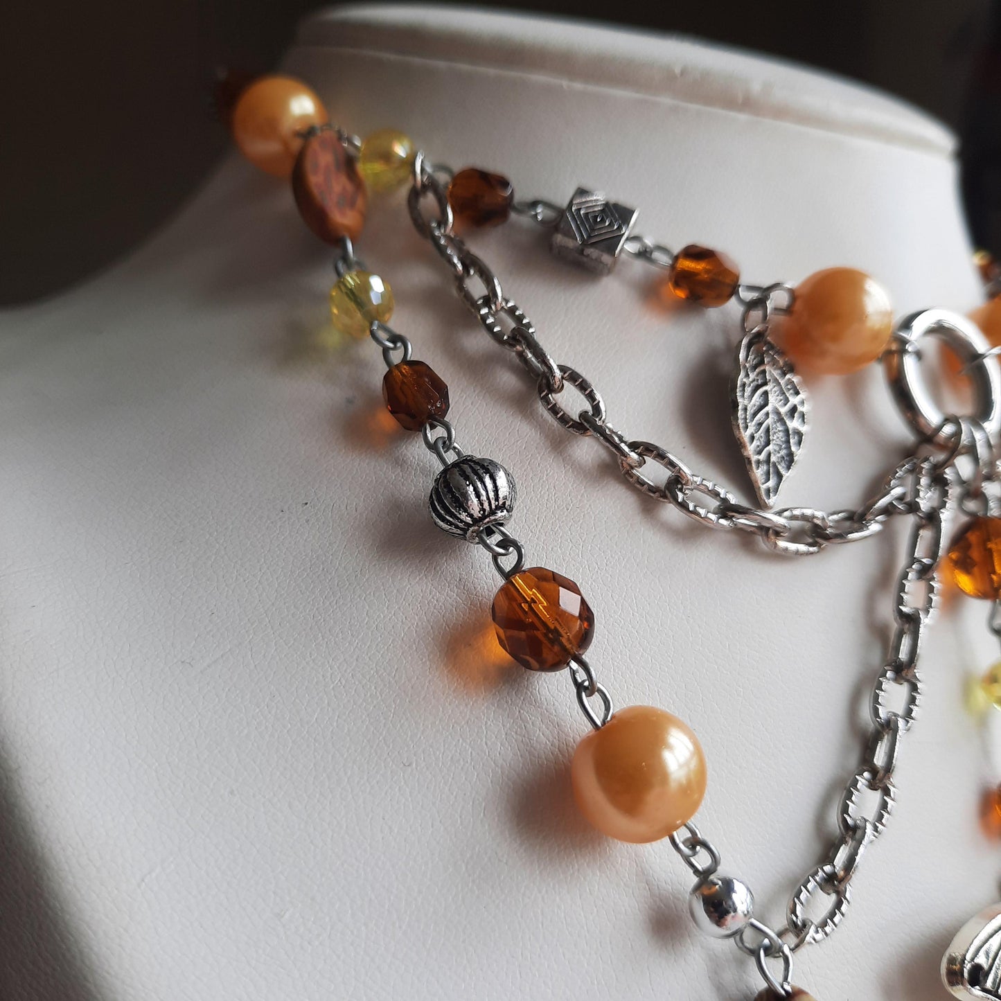 Collier "papillon de nuit"