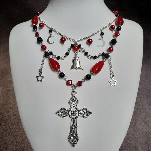 Collier "fantôme rouge"