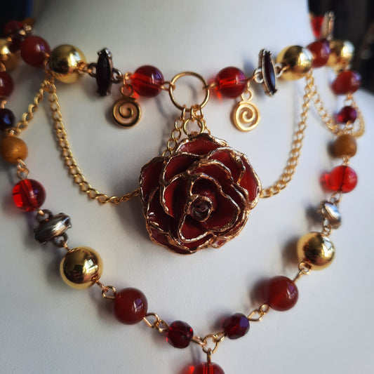 Collier "Rose dorée"