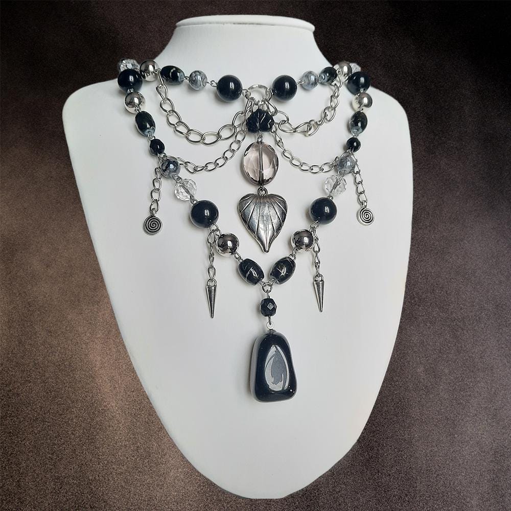 Collier "Amour gothique"