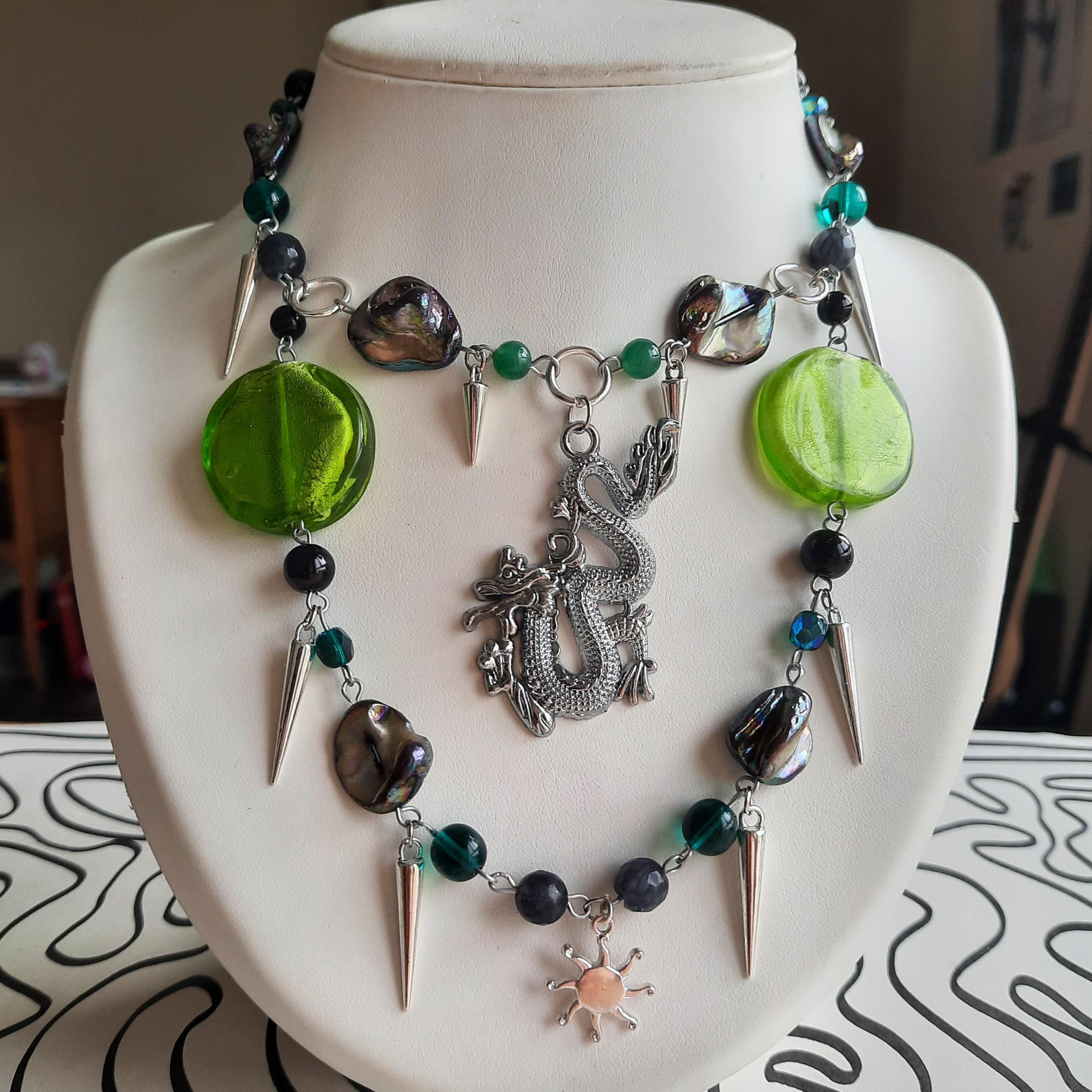 Collier "Dragon Vert"