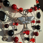 Collier "Bloody Moth"