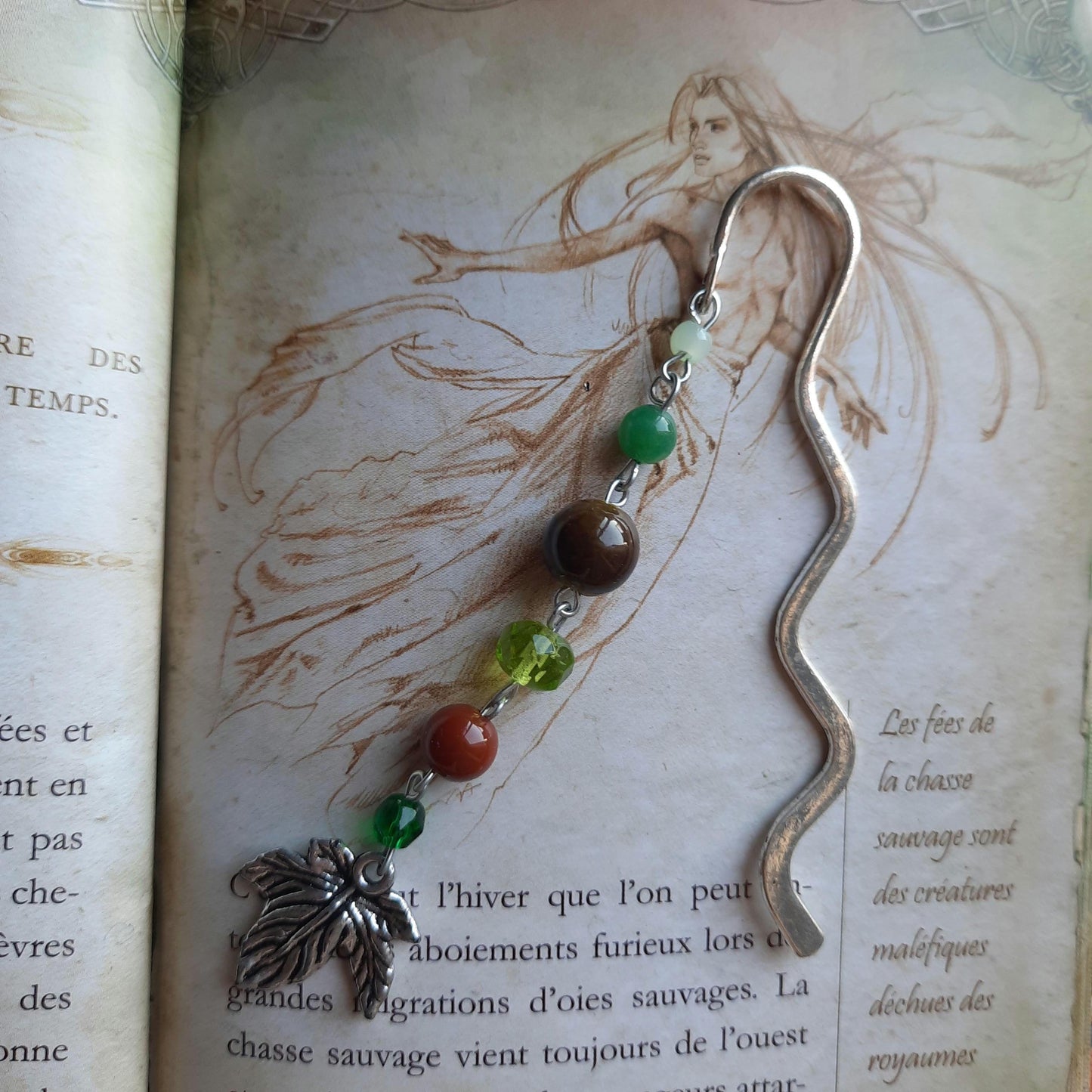 Marque-page et bijou de téléphone Fairycore