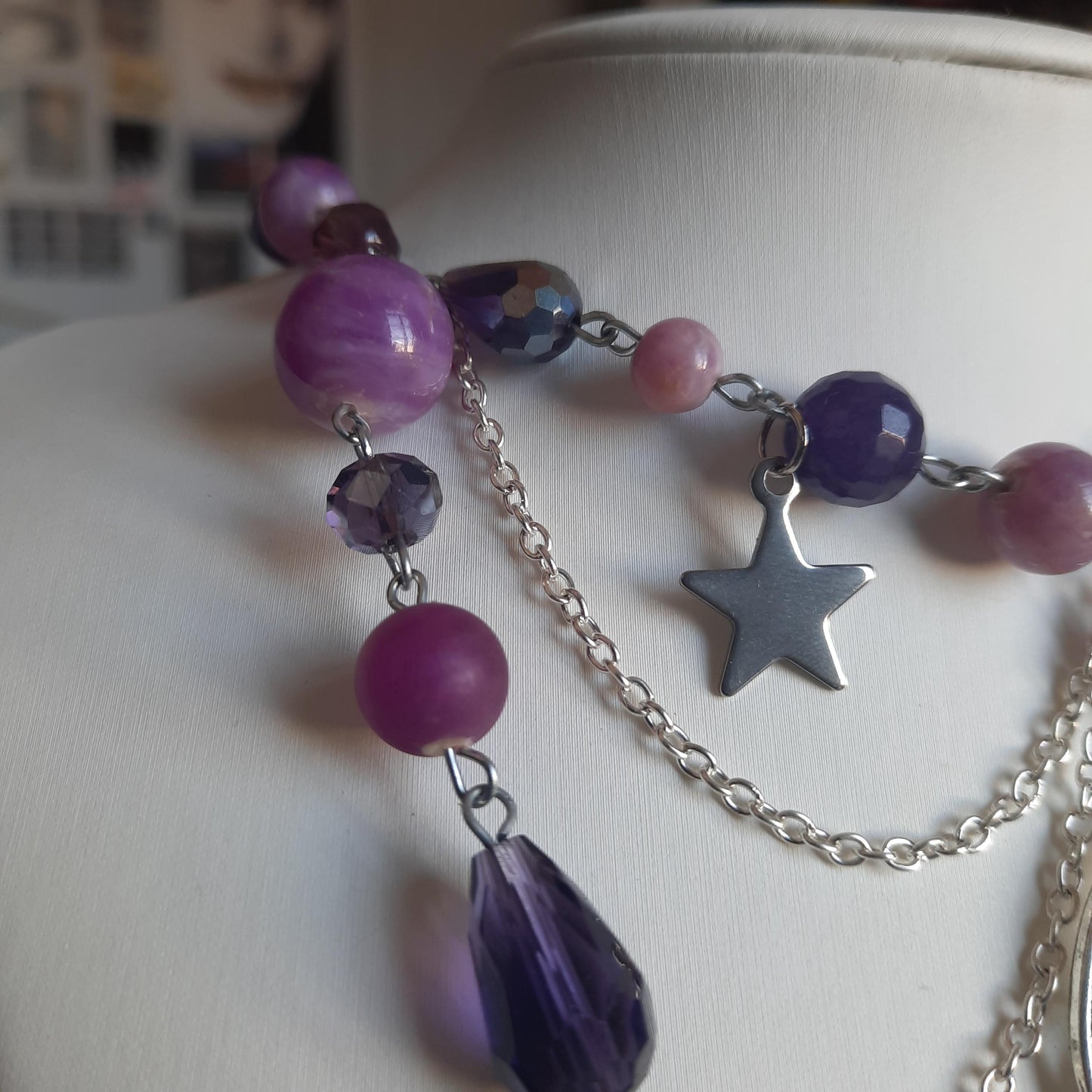Collier "Lune Violette"