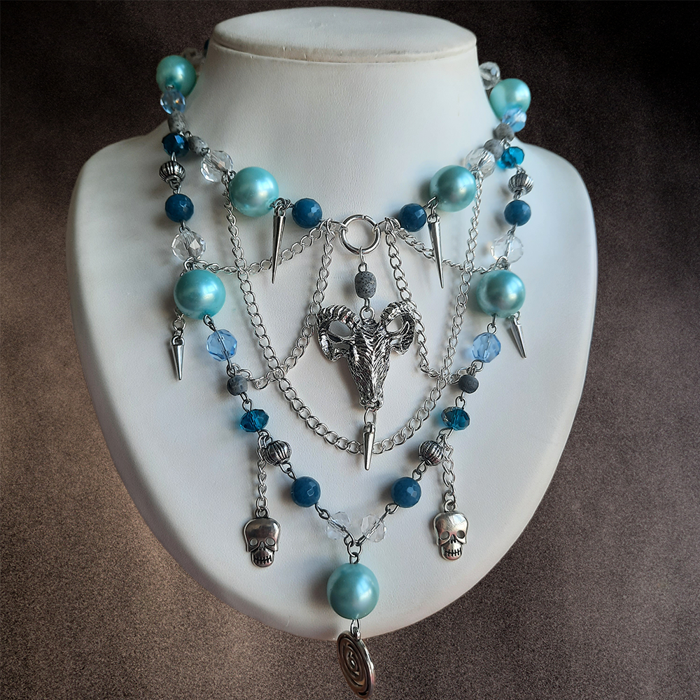 Collier "Bouc Bleu"