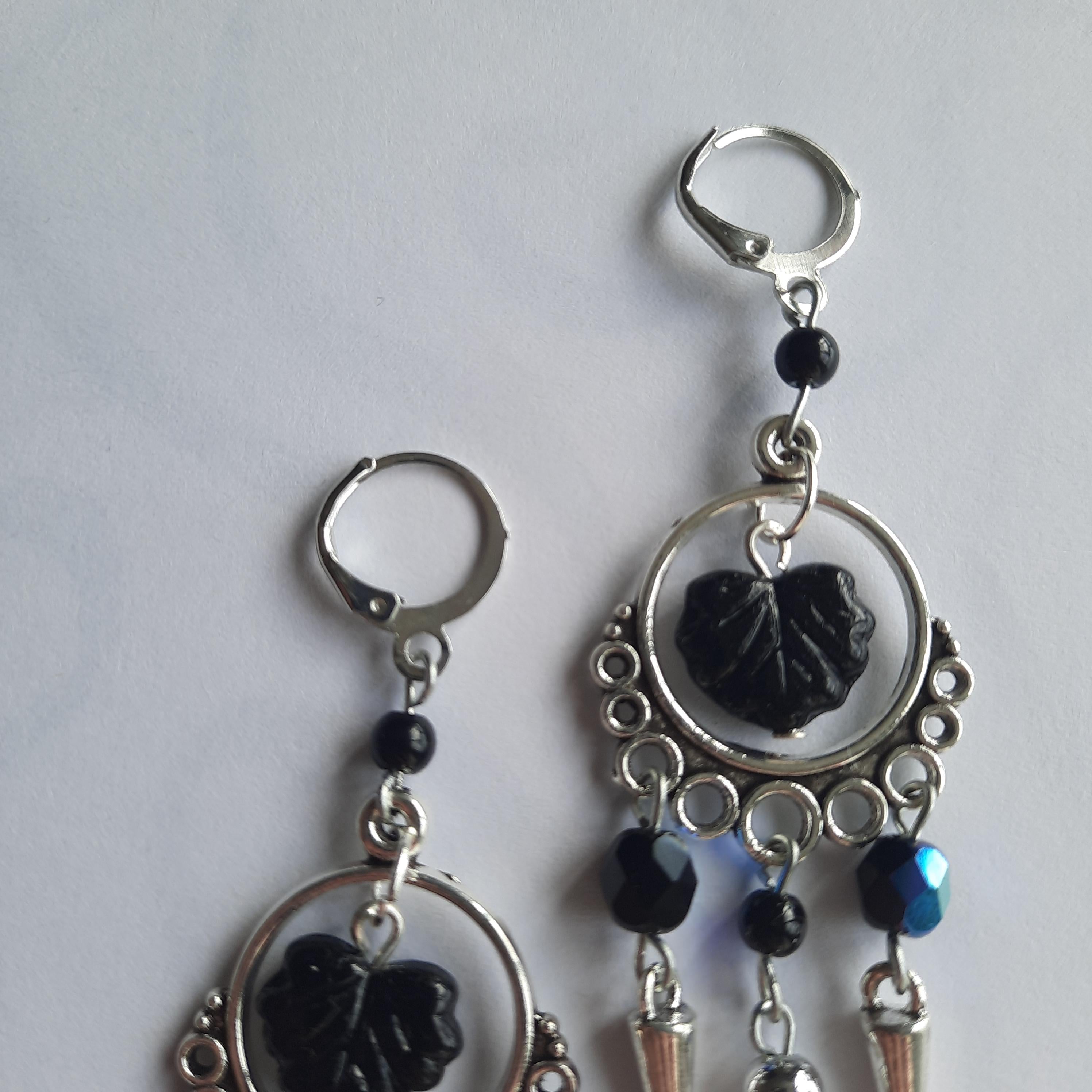 Boucles d'oreilles "Piques Noirs"