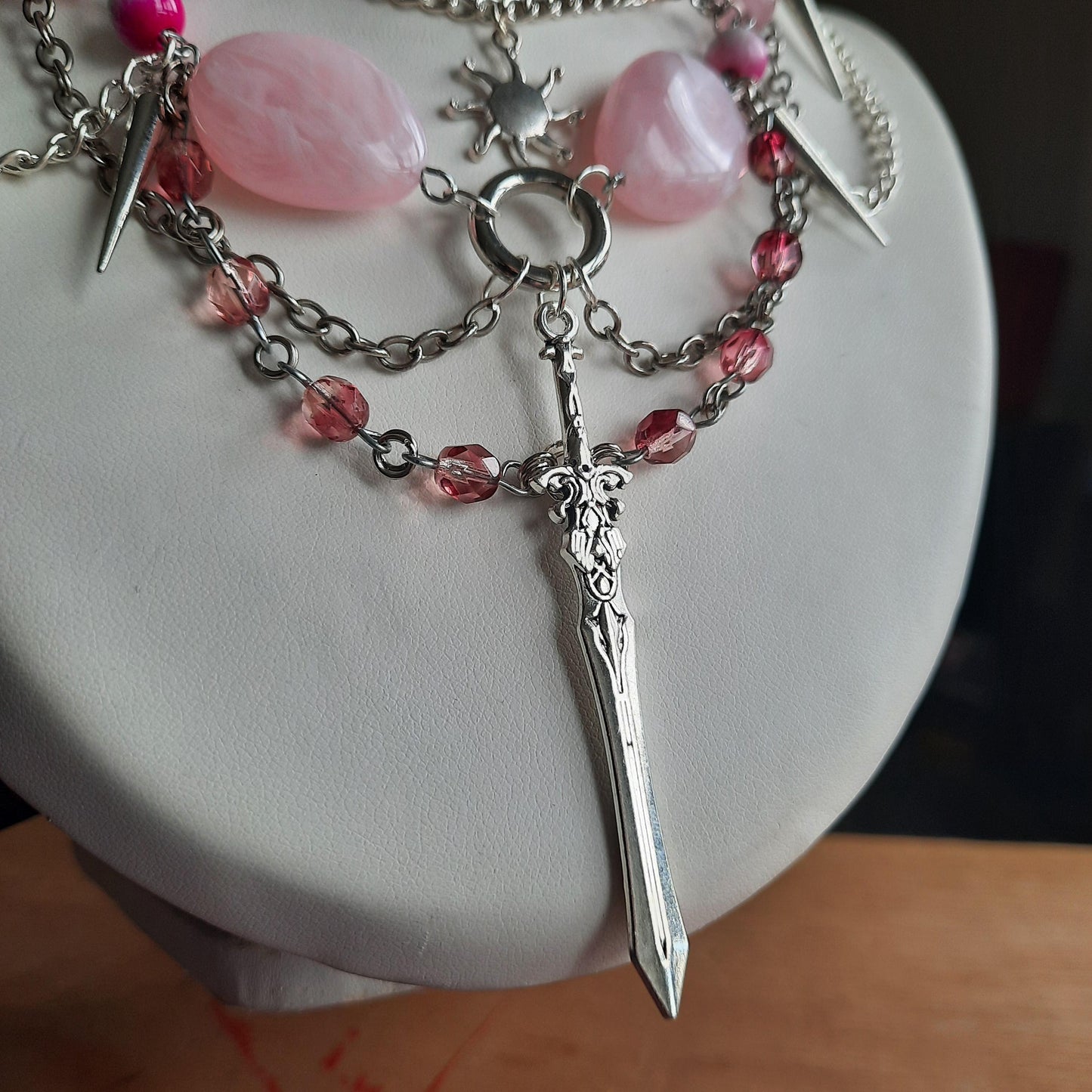 Collier "Pink Sword"