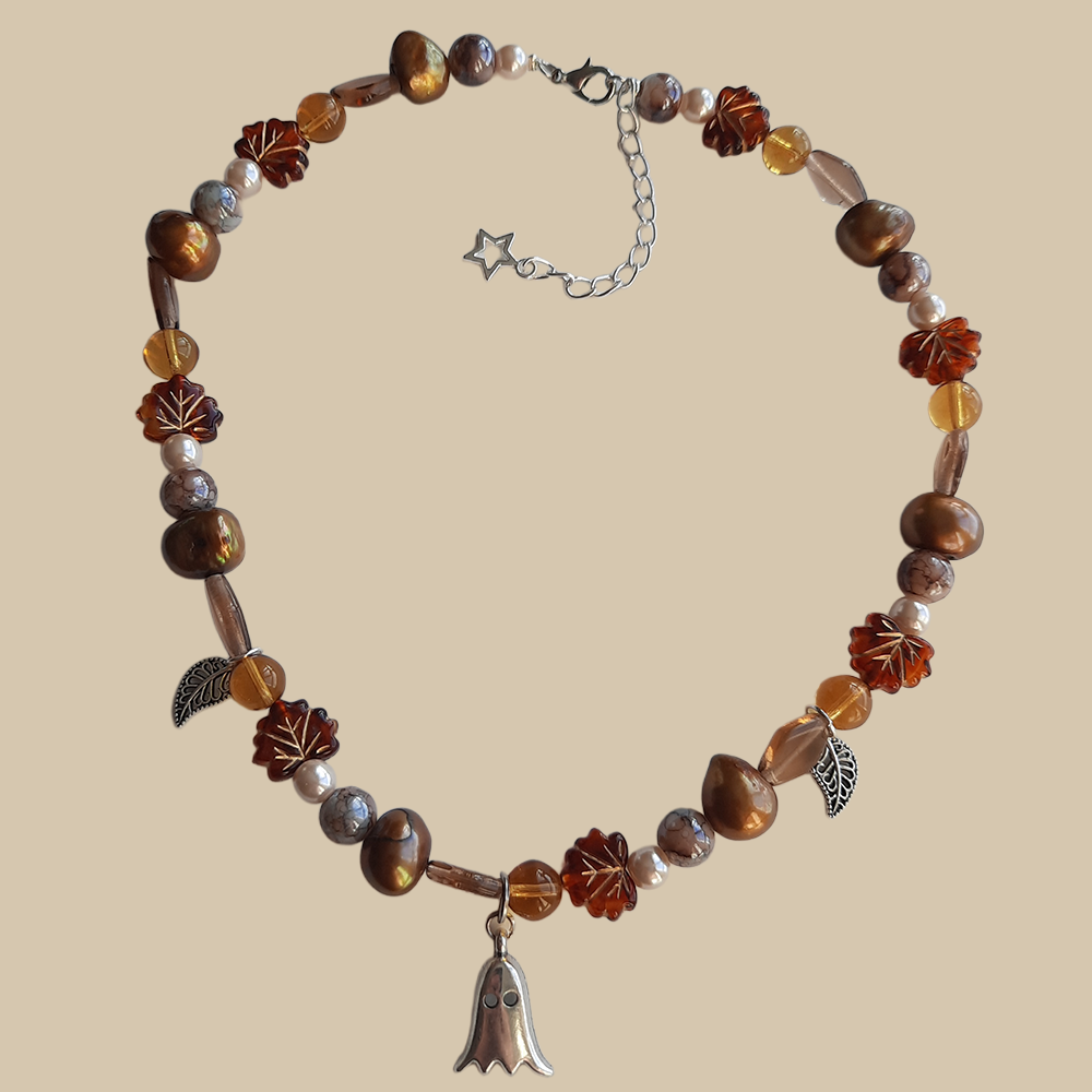 Collier "fantôme de l'automne"