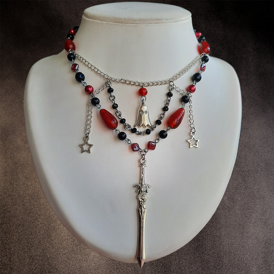 Collier "fantôme rouge"