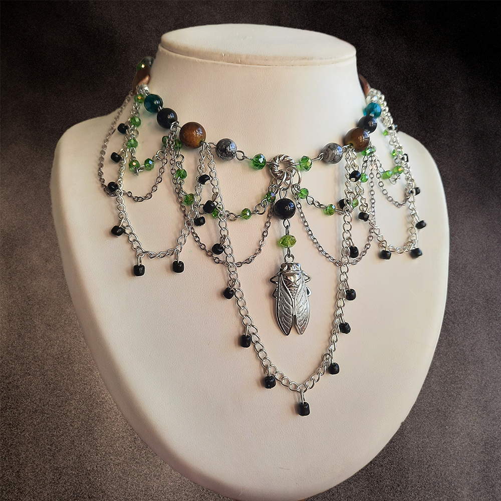 Collier "Insecte"