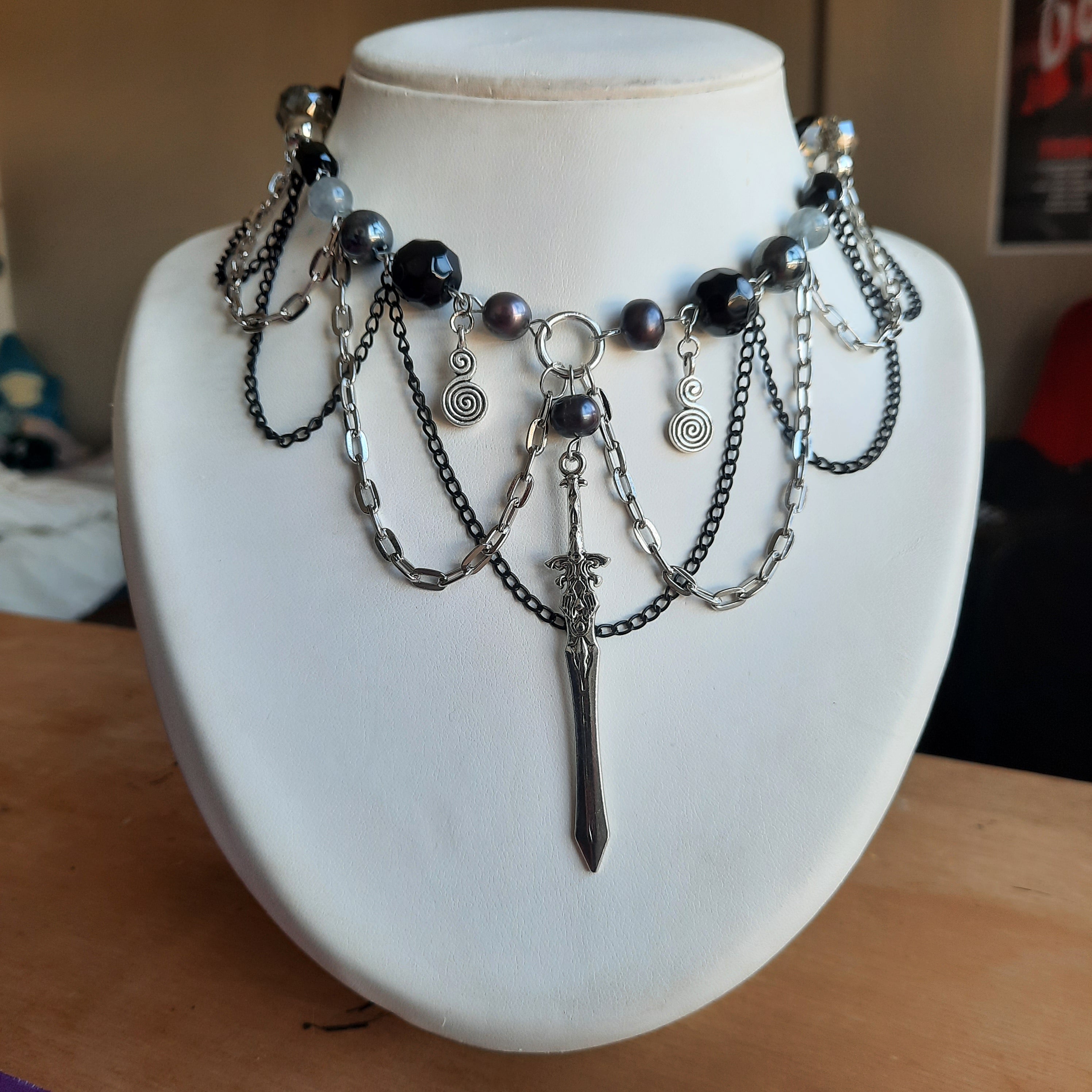 Collier  "Epée Maudite"