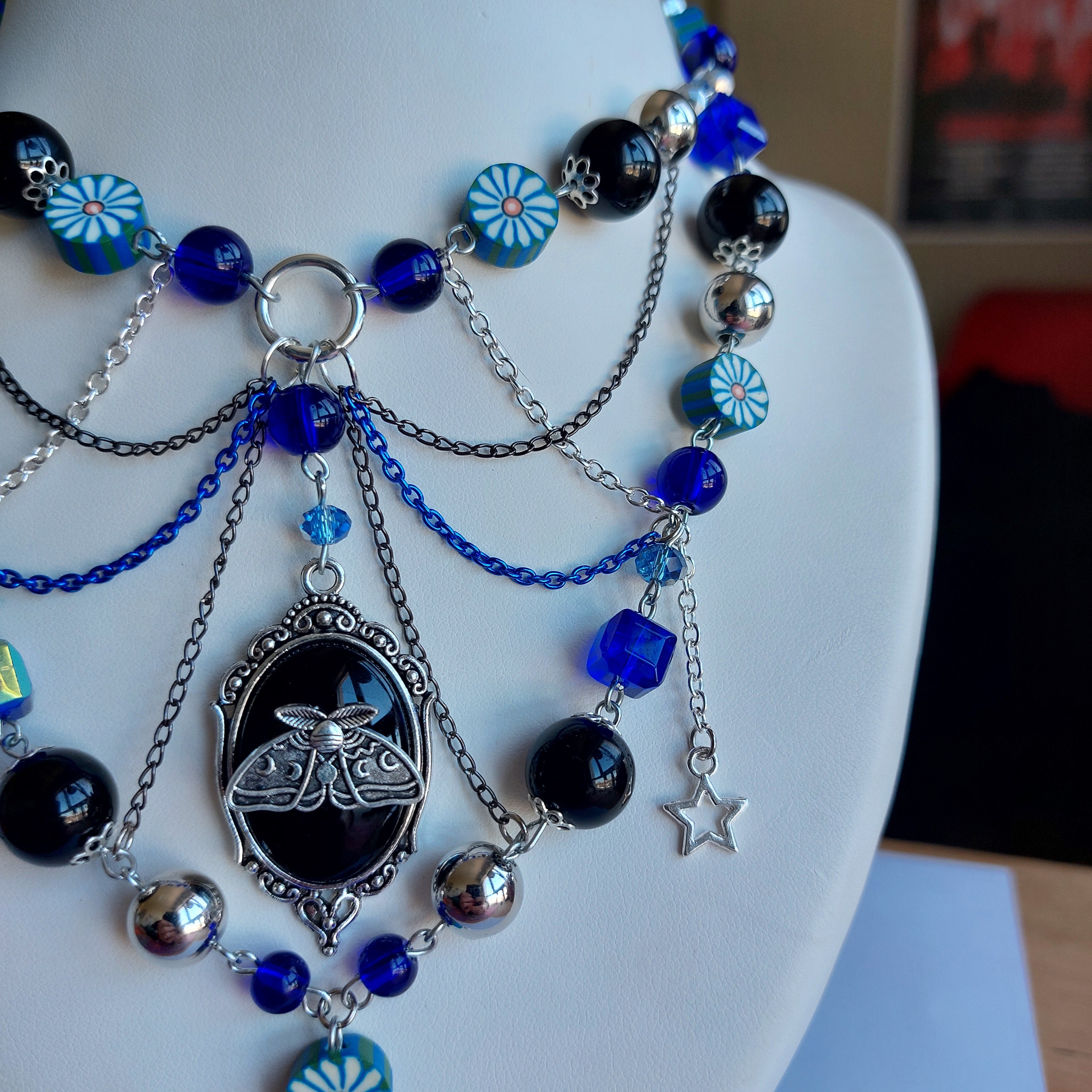 Collier  "Papillon de Nuit"