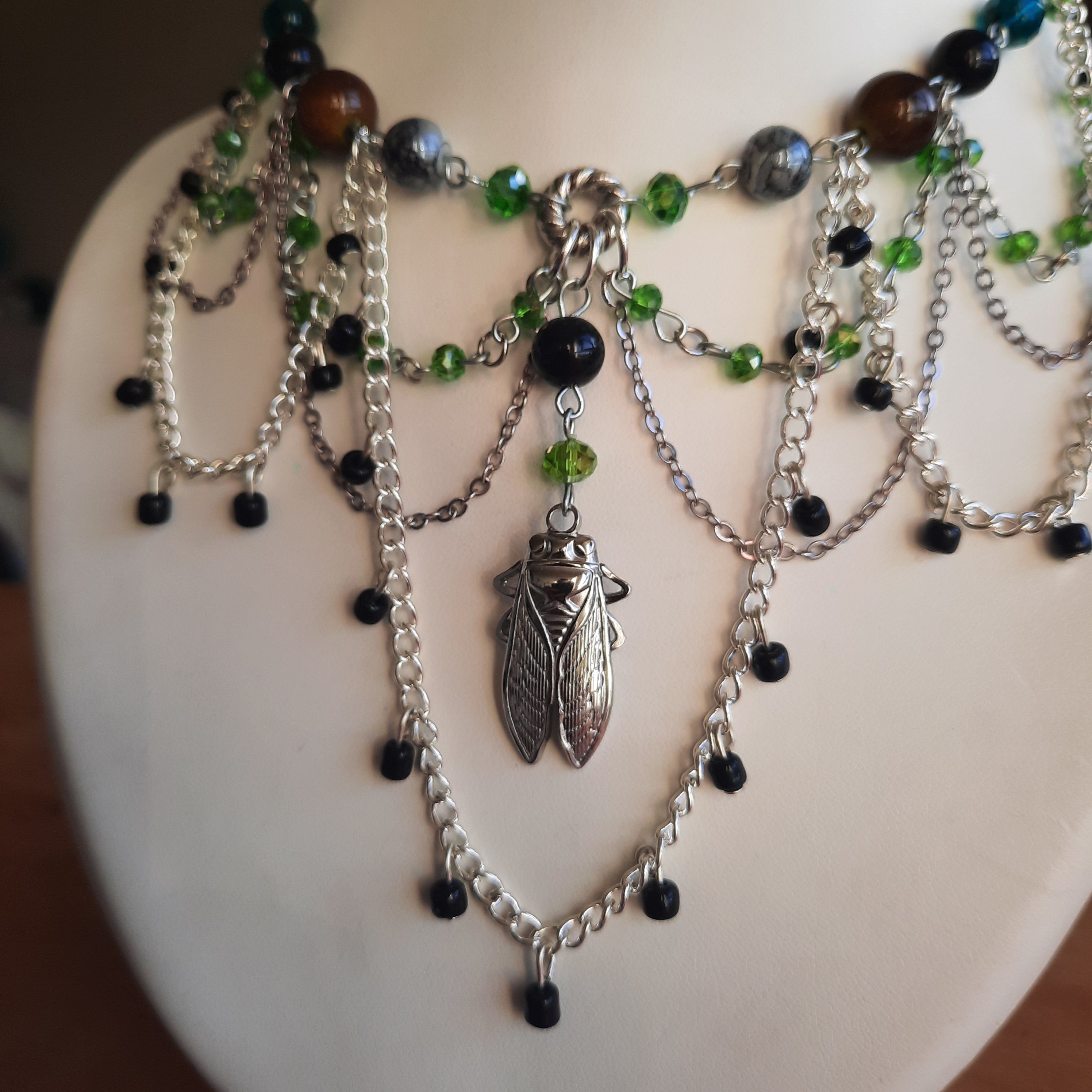 Collier "Insecte"