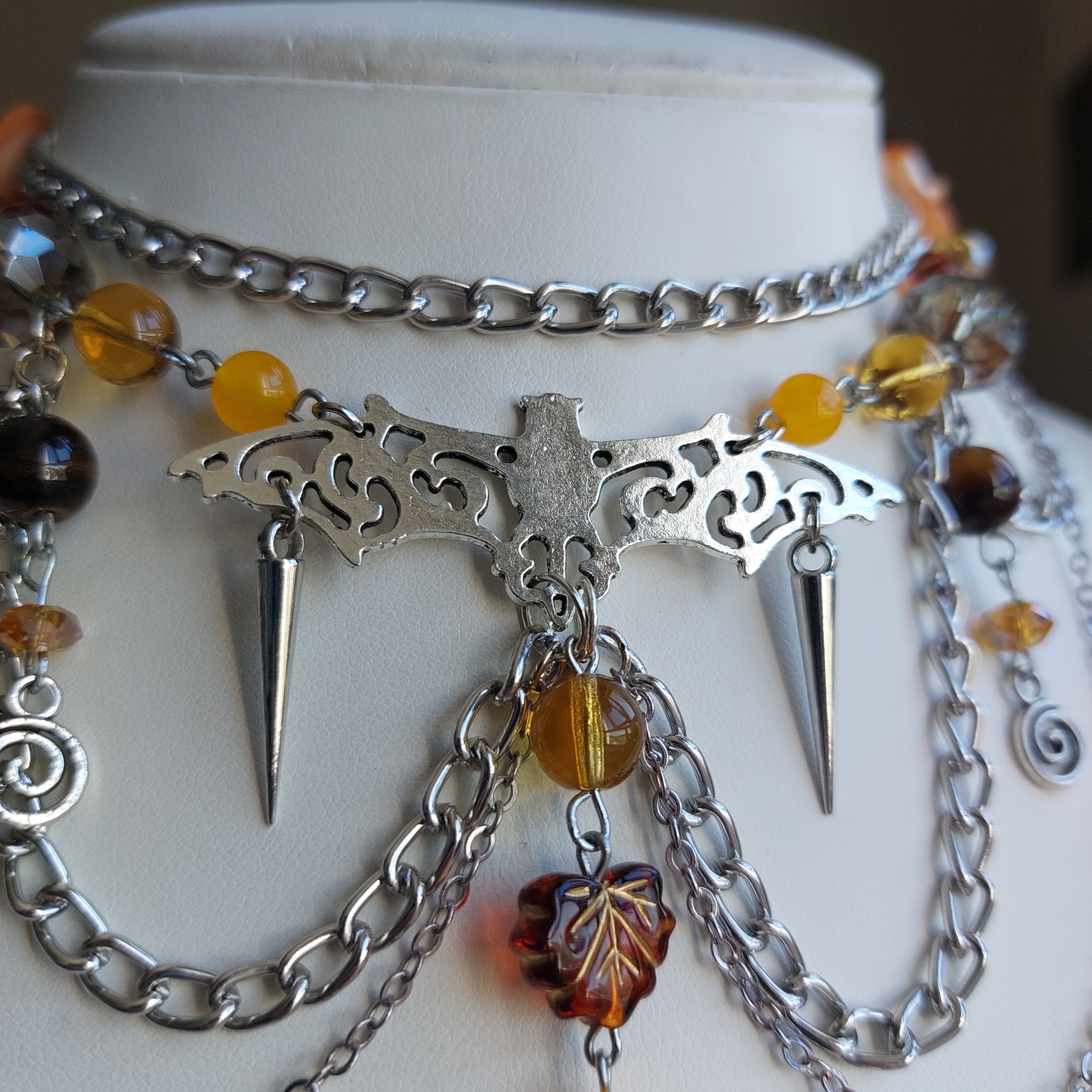 Collier "Spiky Bat"