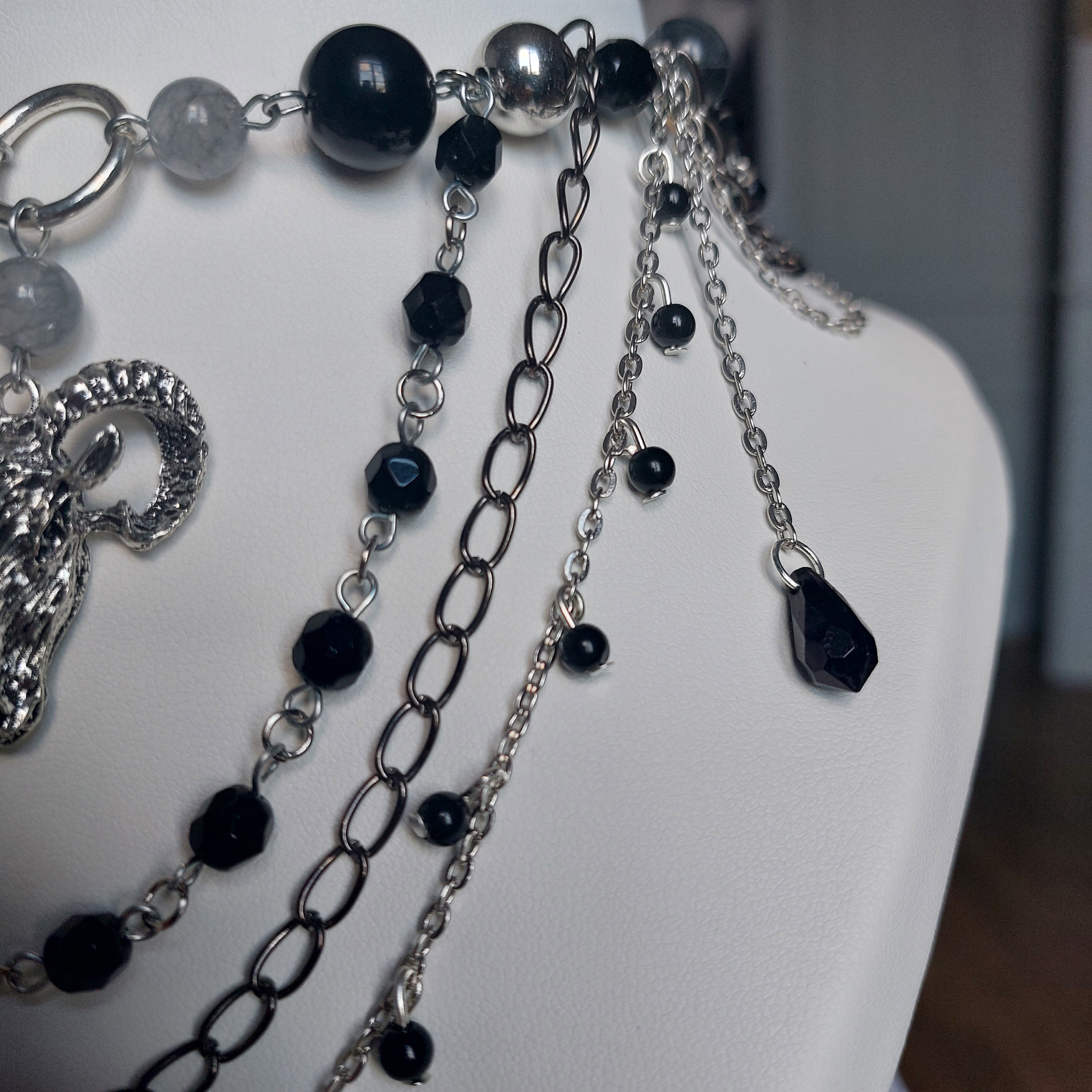 Collier "Dark Goat"