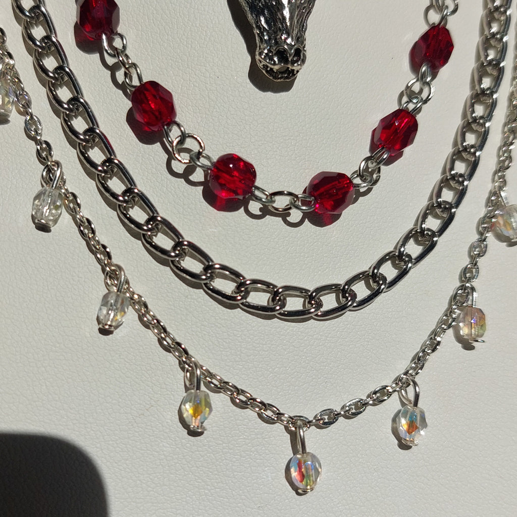 Collier "Bouc Rouge"
