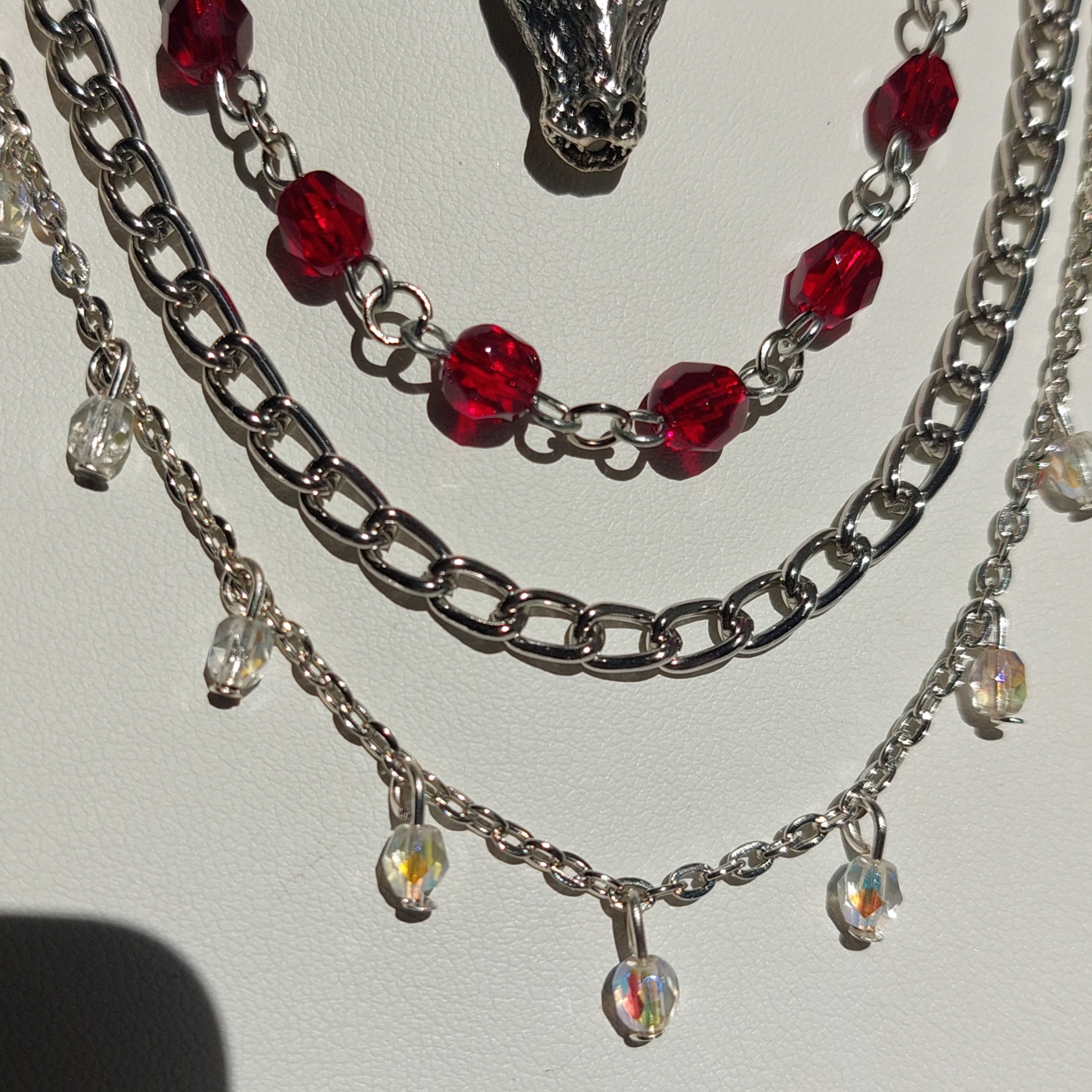 Collier "Bouc Rouge"