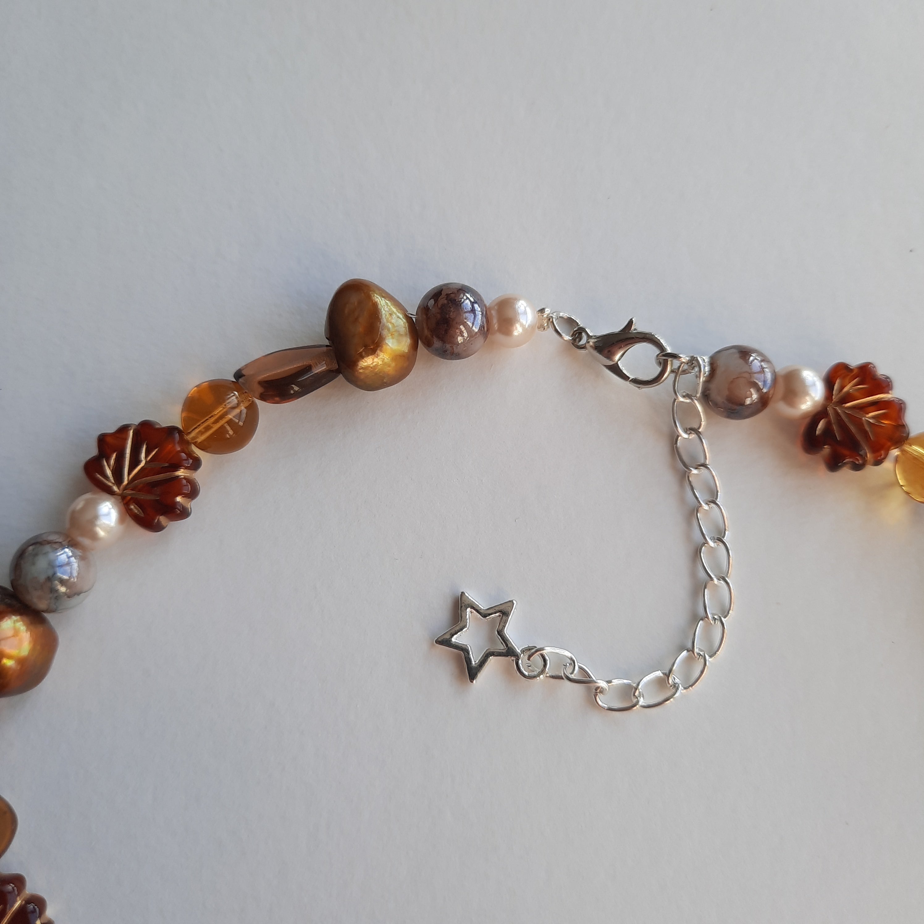 Collier "fantôme de l'automne"