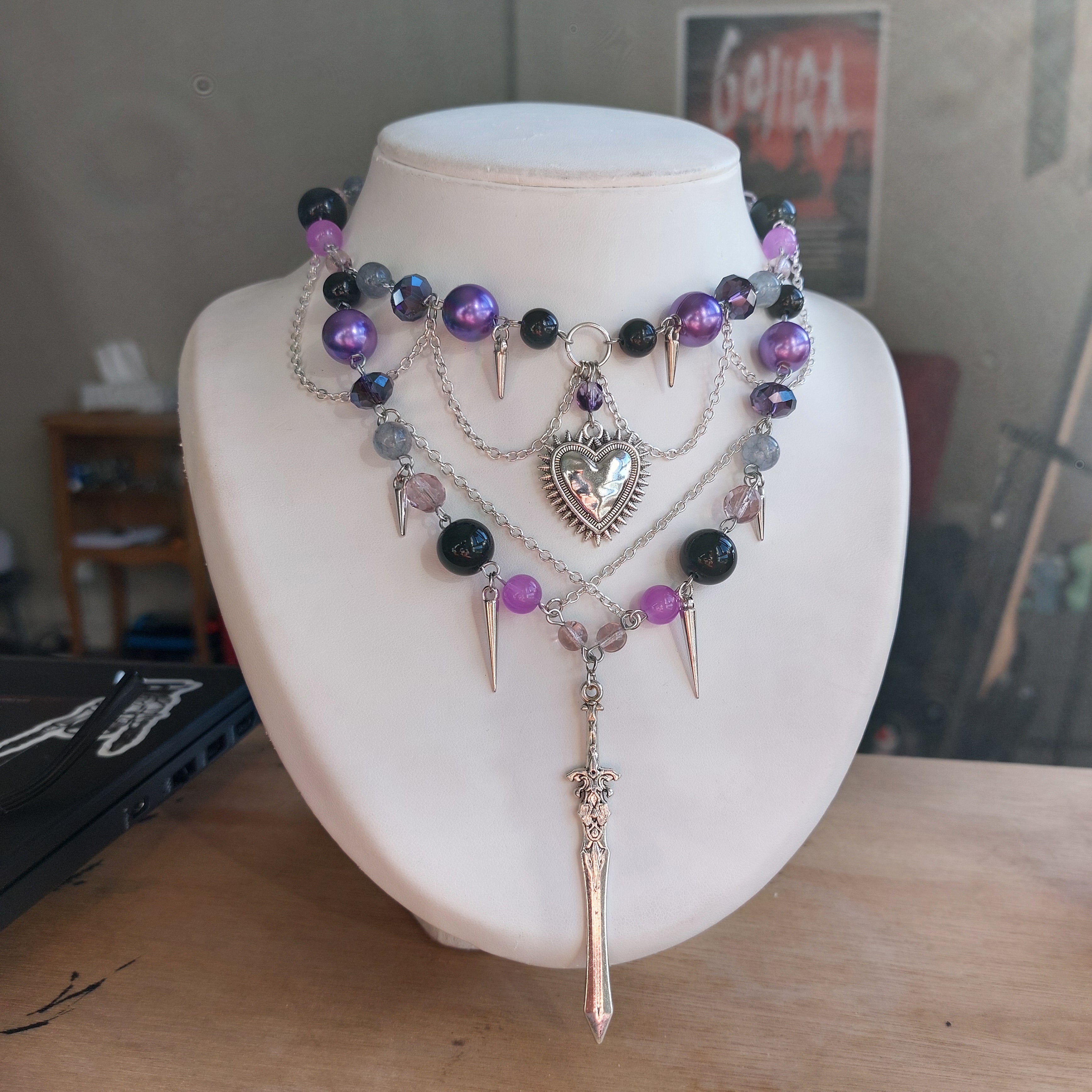 Collier  "Toxic Love"