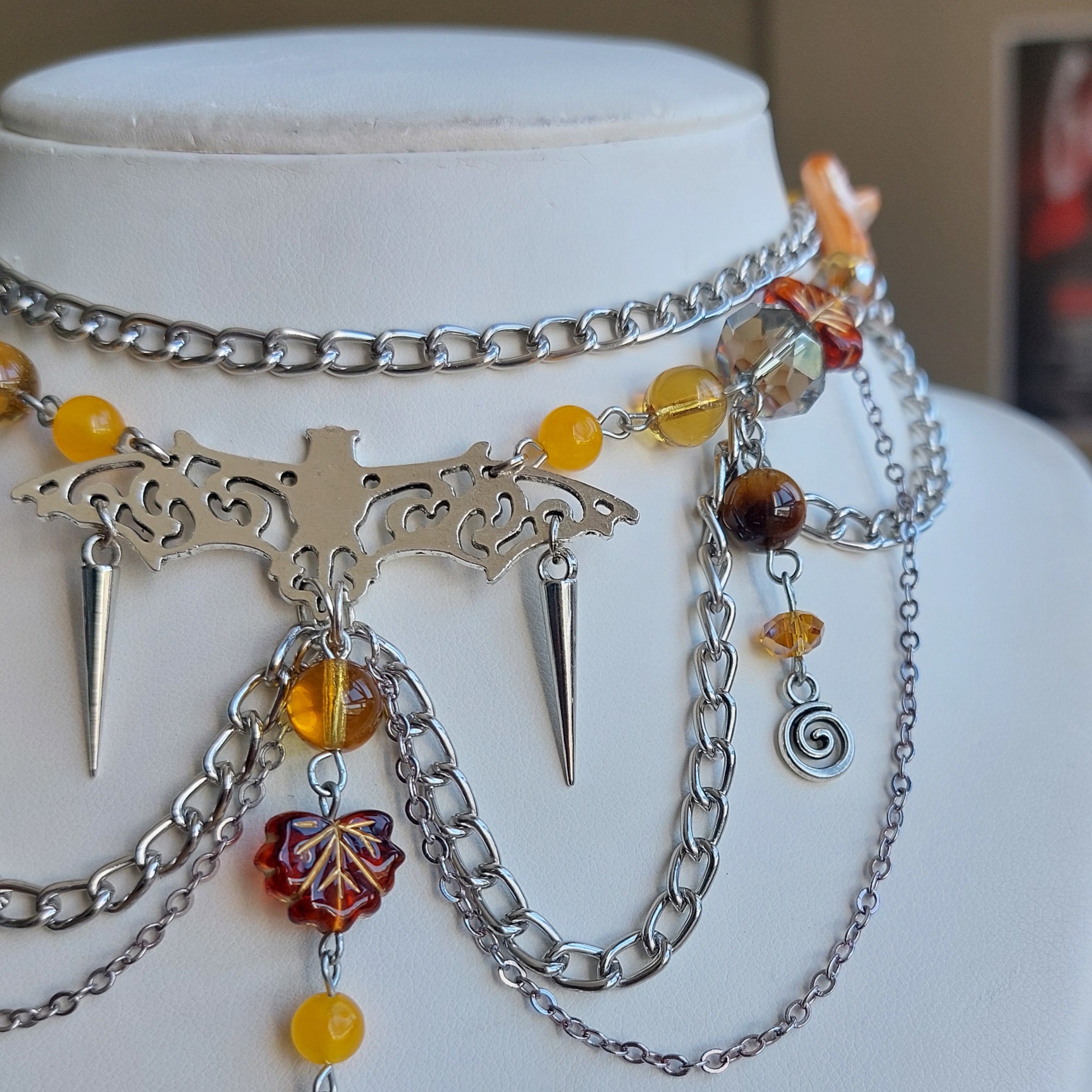 Collier "Spiky Bat"