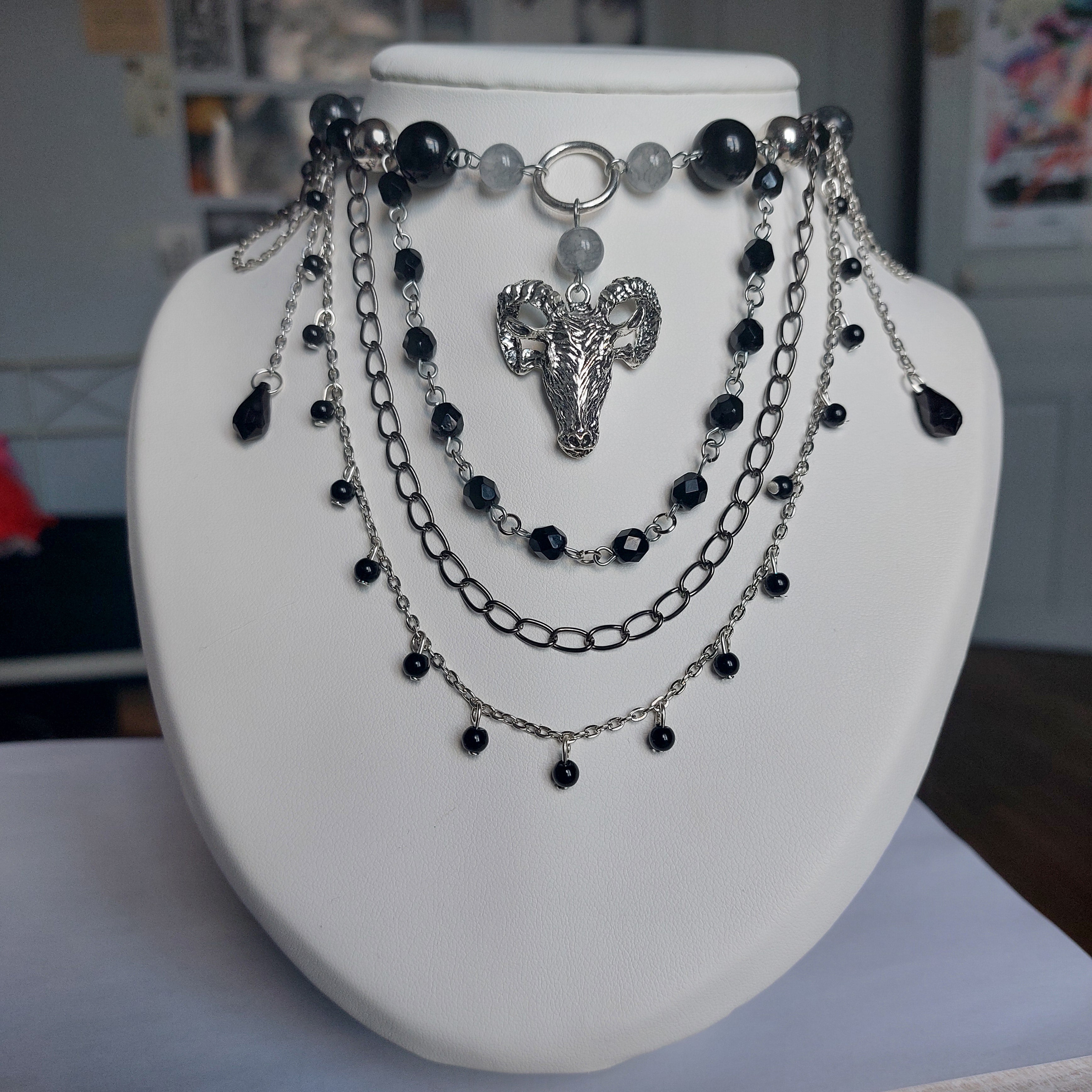 Collier "Dark Goat"