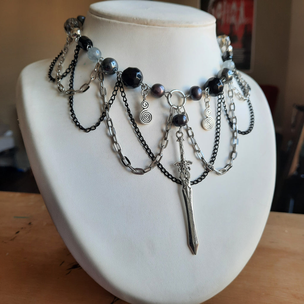 Collier  "Epée Maudite"