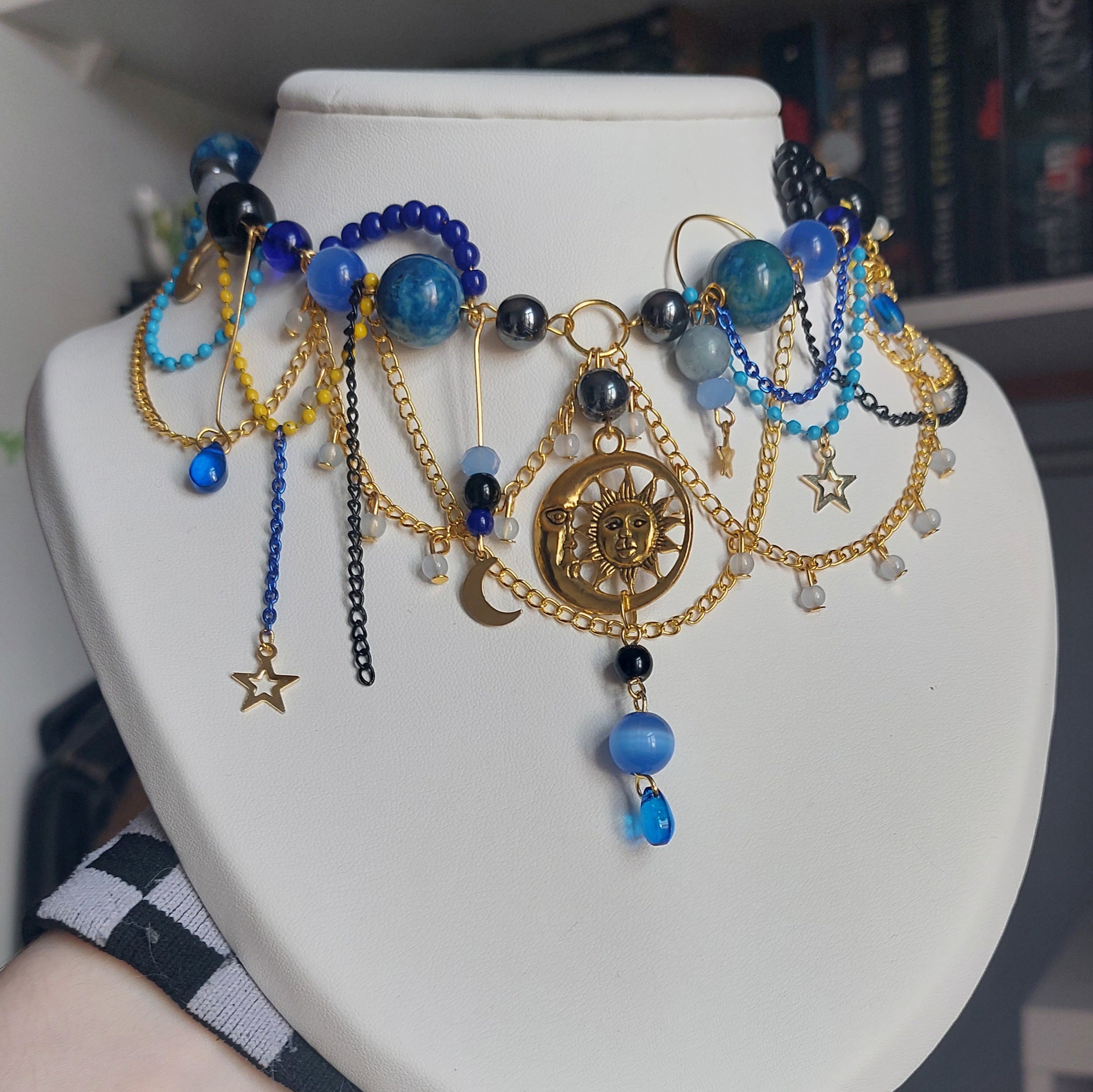Collier "Eclipse Chaotique"