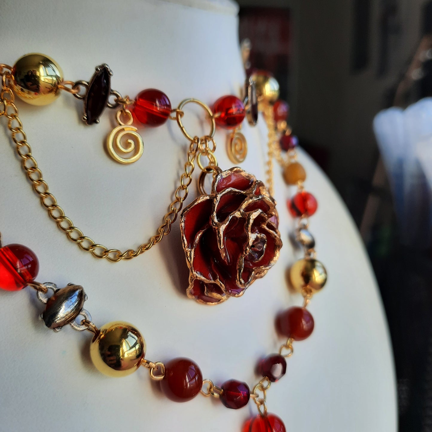 Collier  "Rose dorée"