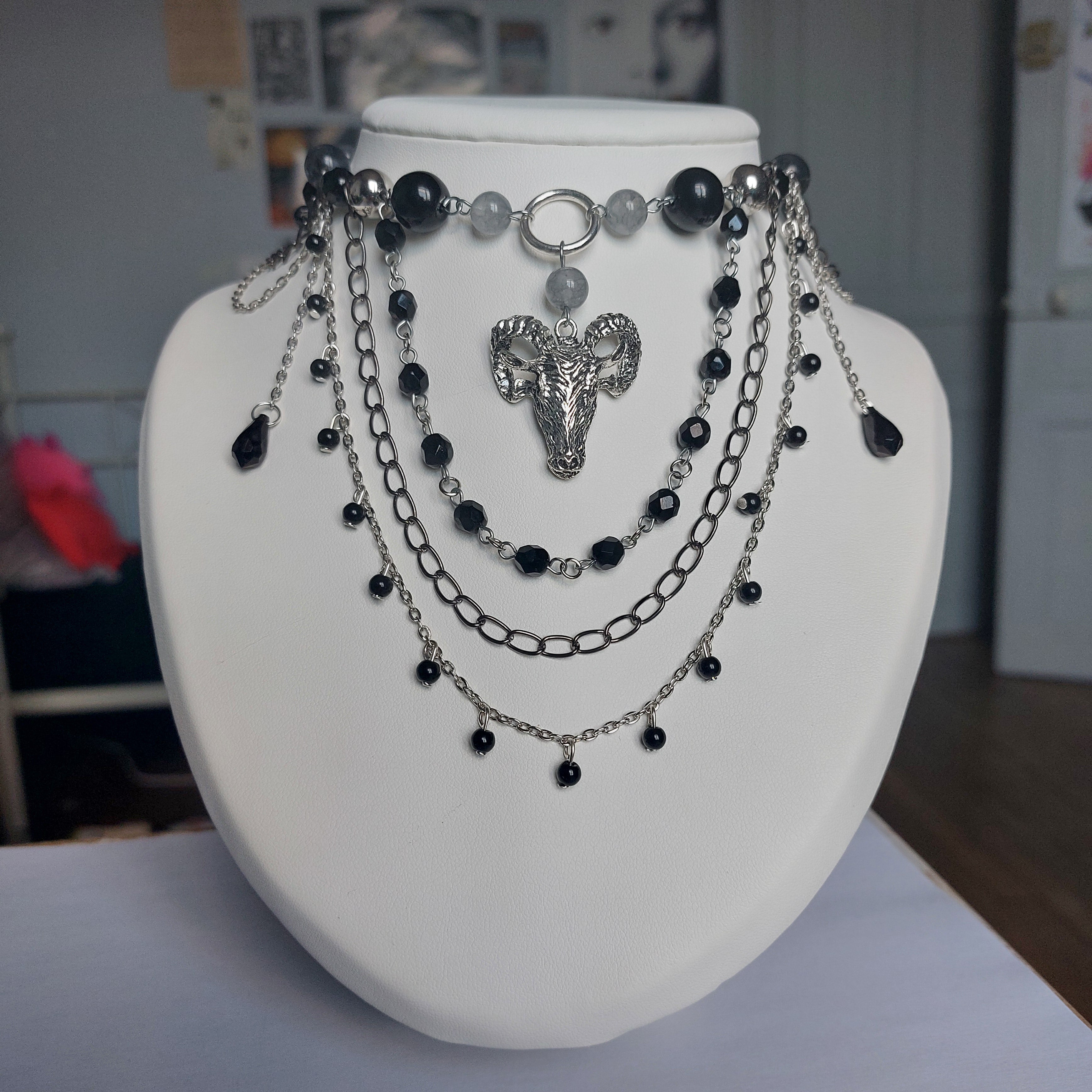 Collier "Dark Goat"