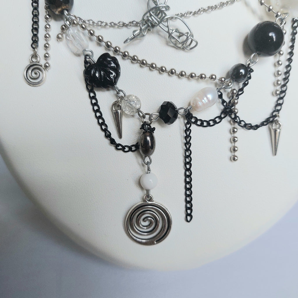 Collier "The Nothing"