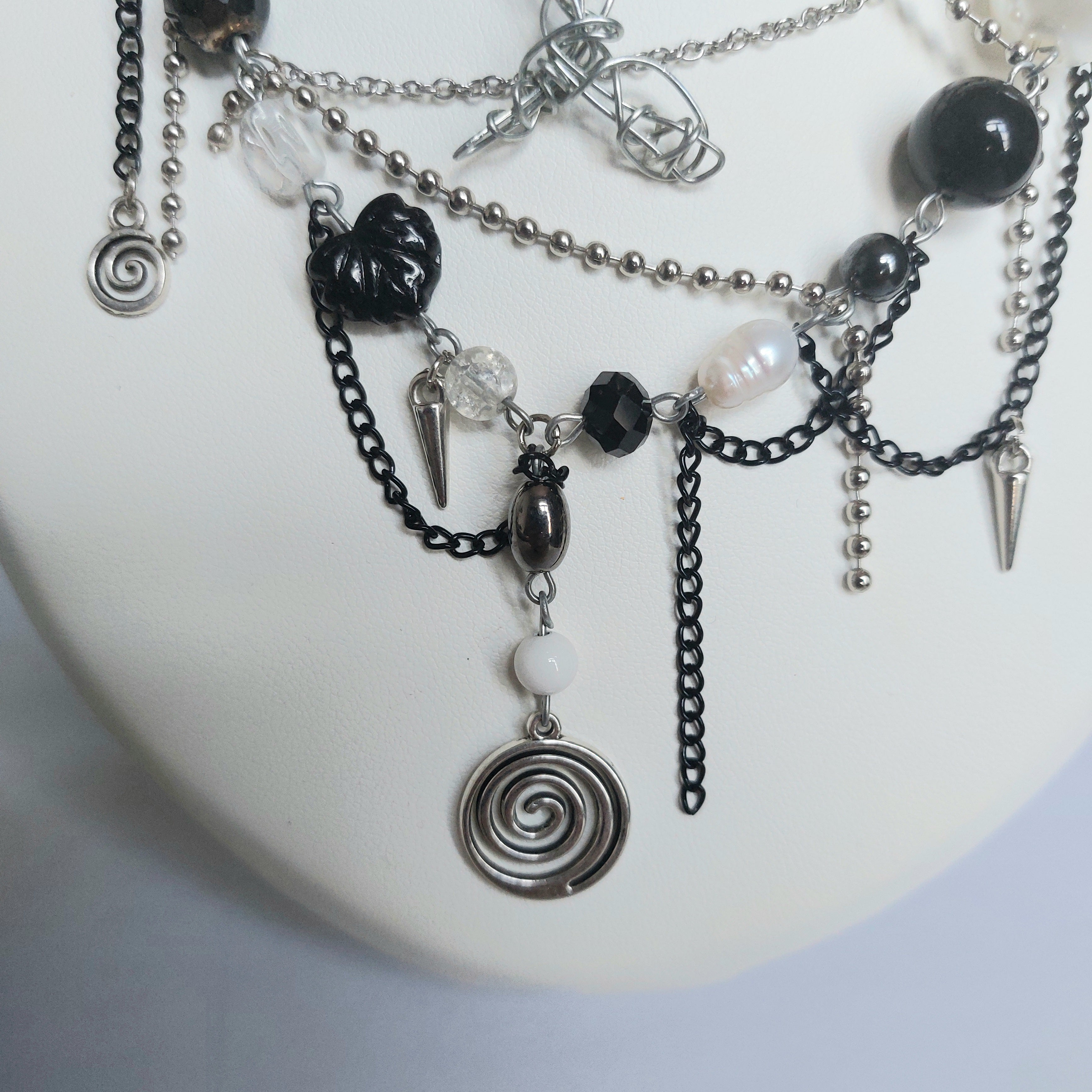 Collier "The Nothing"